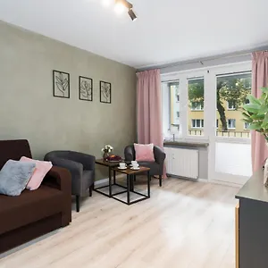 family-apartment-poznan-rataje-by-renters.poznan-hotels.com/