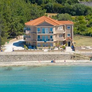 Egialion Iqia Apartament Argostolion