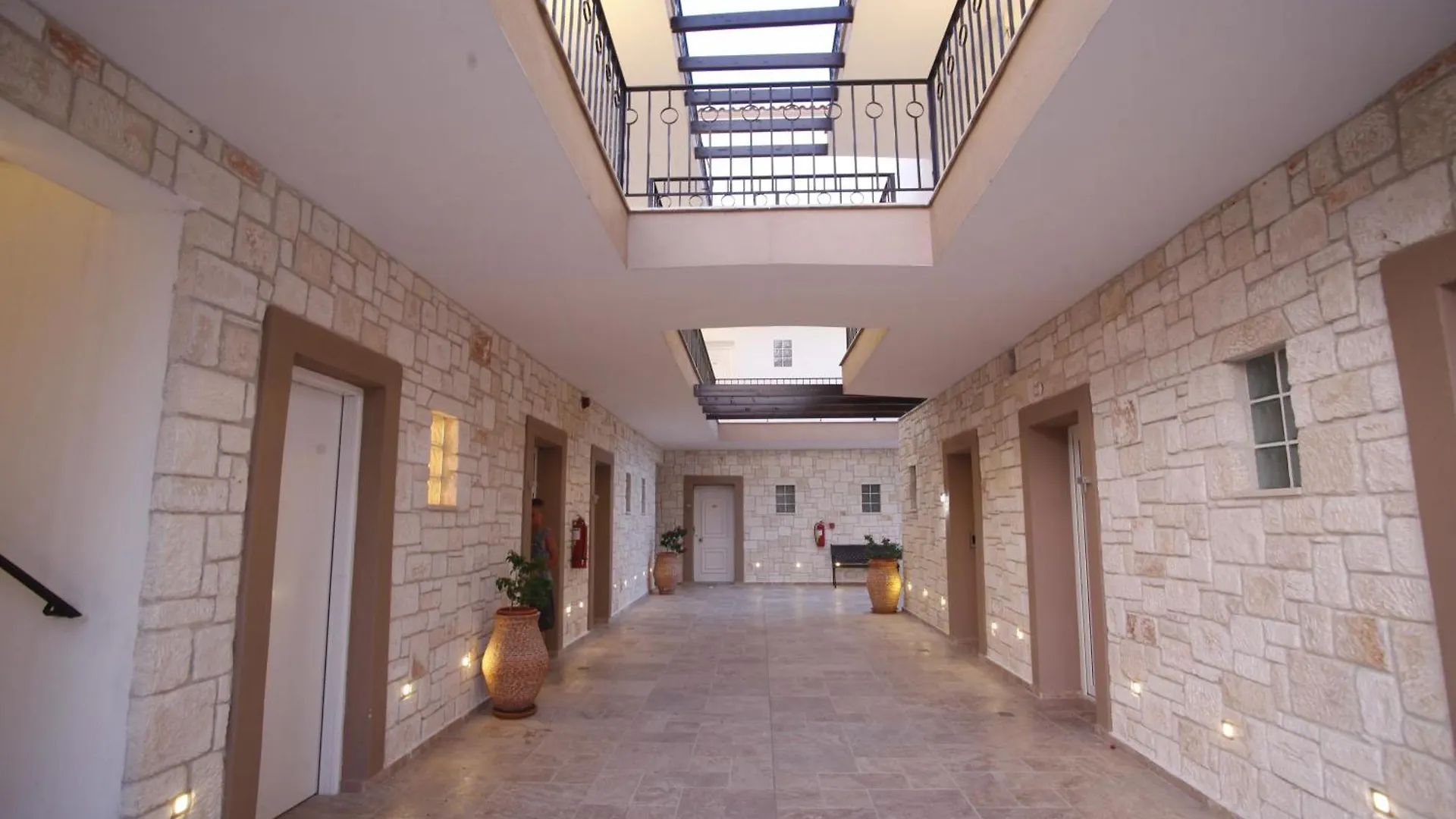 Nostos Hotel
